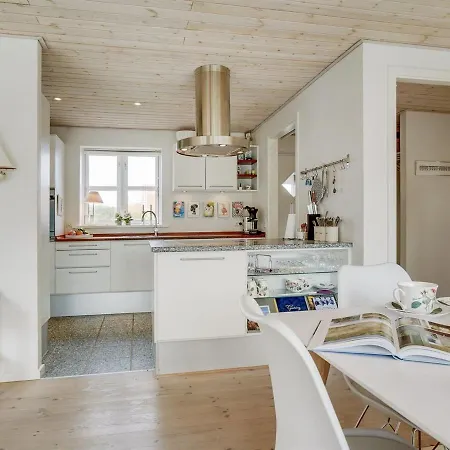 Holiday home Hialmar - 400m From The Sea In Nw Jutland By Interhome Skagen