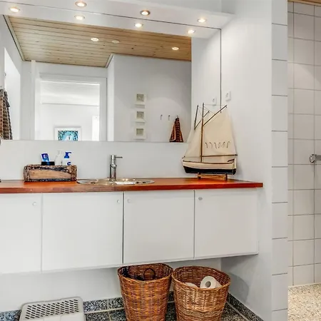 Feriehus Hialmar - 400m From The Sea By Interhome *